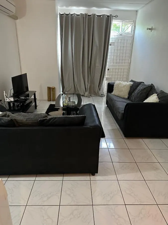 Sunshine Accommodation Camperdown Apartment